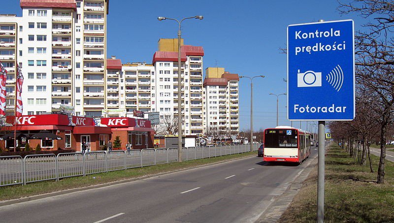 znak " kontrola prędkości fotoradar "