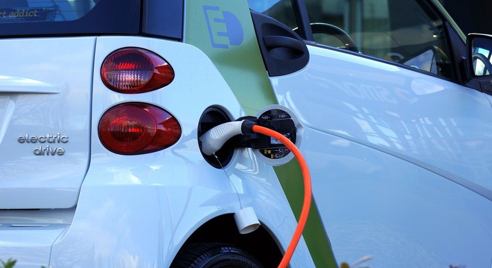 elektryczny samochód