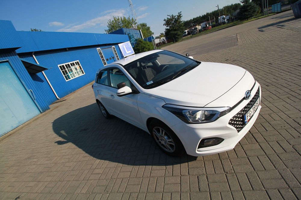 Hyundai i20 samochód szkoleniowy